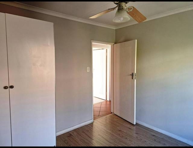 3 BEDROOM PROPERTY TO RENT IN LYNNWOOD MANOR
